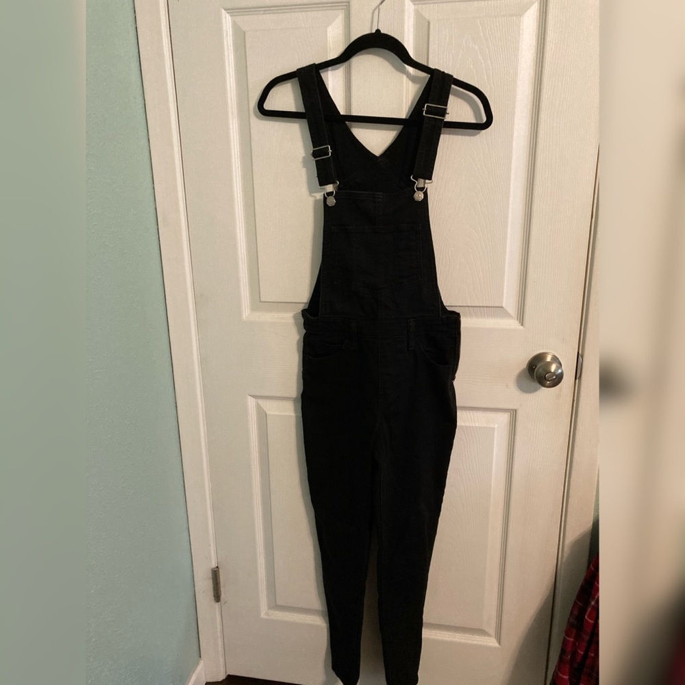 Levi’s Black Skinny Overalls